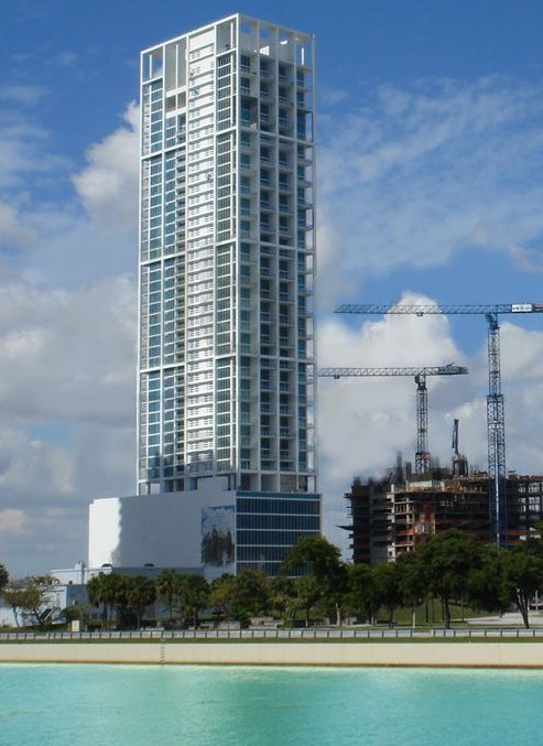 Aerial photo of Ten Museum Park
