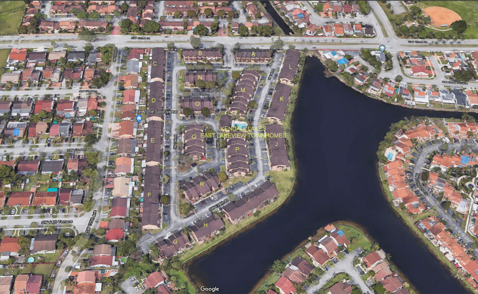 Aerial photo of Kendall Lakes East Lakeview Townhome