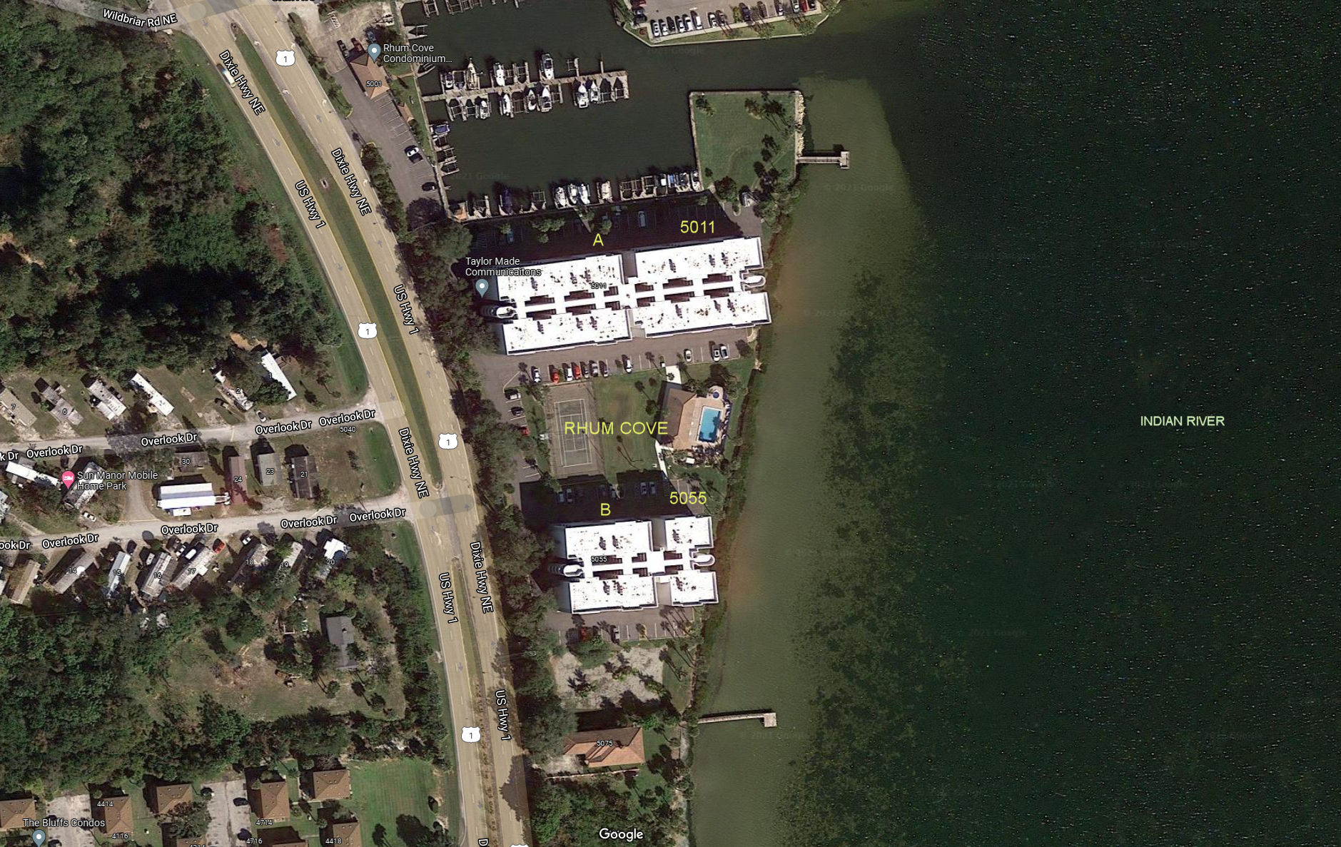 Aerial photo of Rhum Cove A&B