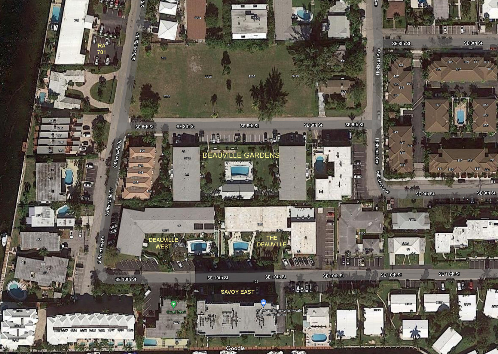 Aerial photo of Deauville Gardens