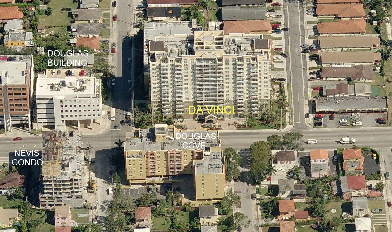 Aerial photo of Da Vinci