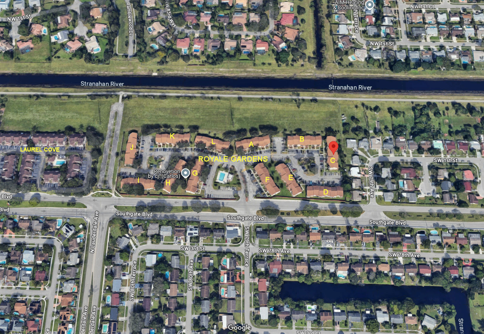 Aerial photo of Royale Gardens