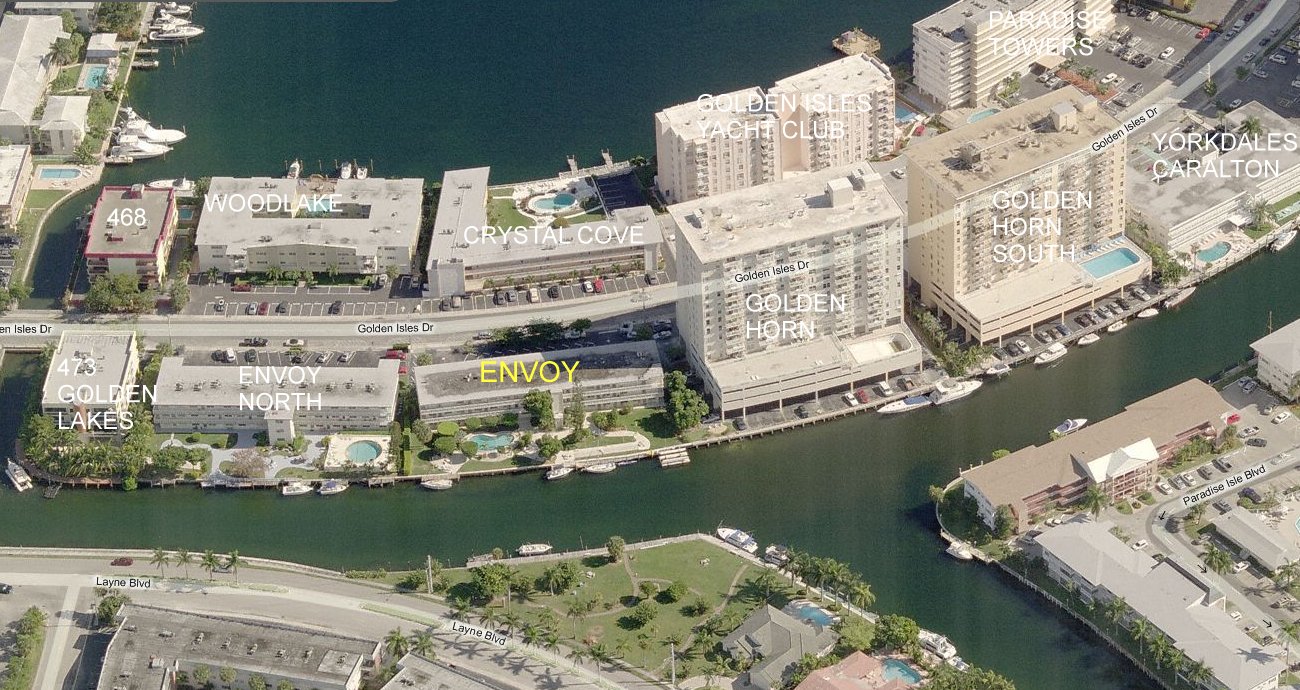 Aerial photo of Envoy Apts